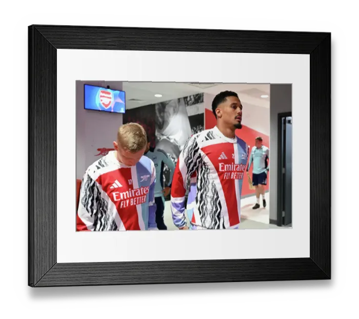 Framed Print : Arsenal FC v Real Madrid C.F. - UEFA Champions League 2024 / 25 Quarter Final First Leg