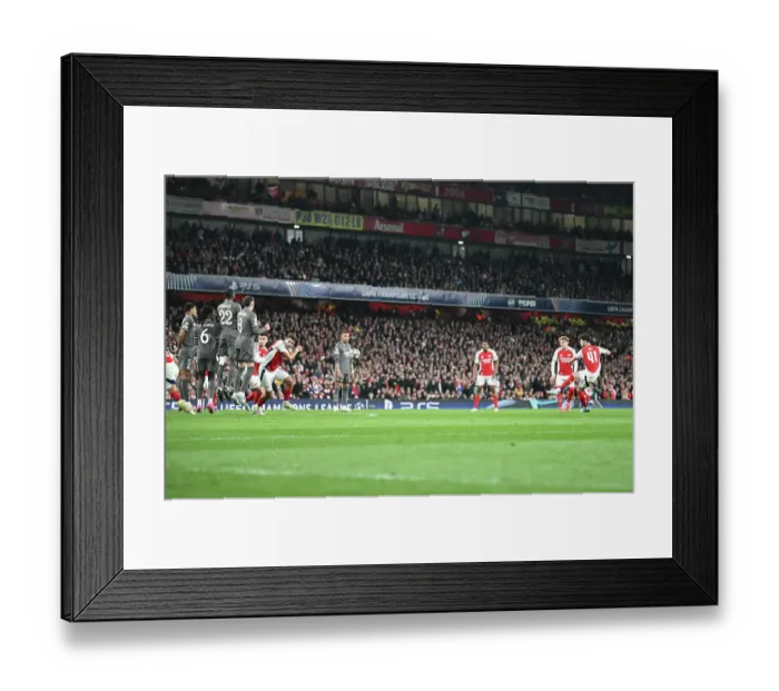 Framed Print : Arsenal FC v Real Madrid C.F. - UEFA Champions League 2024 / 25 Quarter Final First Leg Framed Print : Arsenal FC v Real Madrid C.F. - UEFA Champions League 2024 / 25 Quarter Final First Leg