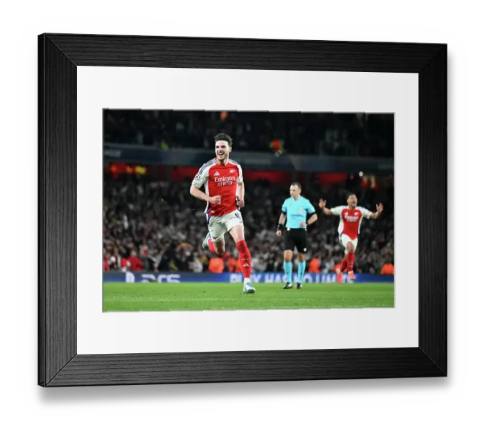 Framed Print : Arsenal FC v Real Madrid C.F. - UEFA Champions League 2024 / 25 Quarter Final First Leg