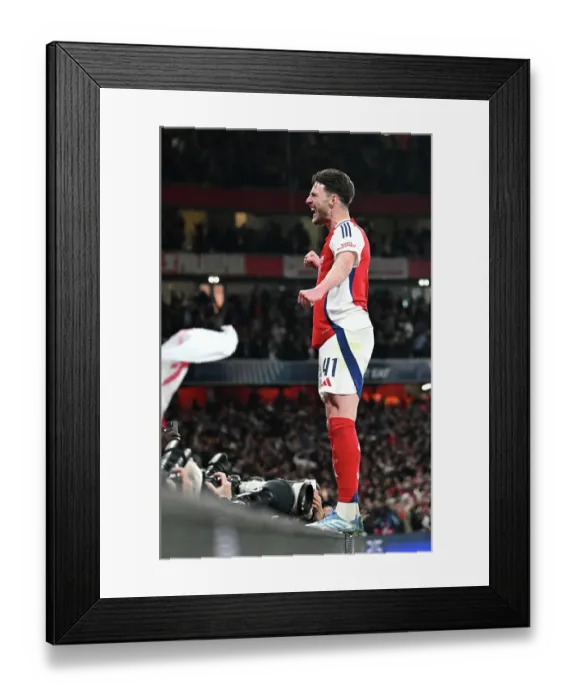 Framed Print : Arsenal FC v Real Madrid C.F. - UEFA Champions League 2024 / 25 Quarter Final First Leg Framed Print : Arsenal FC v Real Madrid C.F. - UEFA Champions League 2024 / 25 Quarter Final First Leg