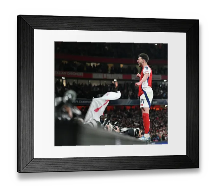 Framed Print : Arsenal FC v Real Madrid C.F. - UEFA Champions League 2024 / 25 Quarter Final First Leg Framed Print : Arsenal FC v Real Madrid C.F. - UEFA Champions League 2024 / 25 Quarter Final First Leg