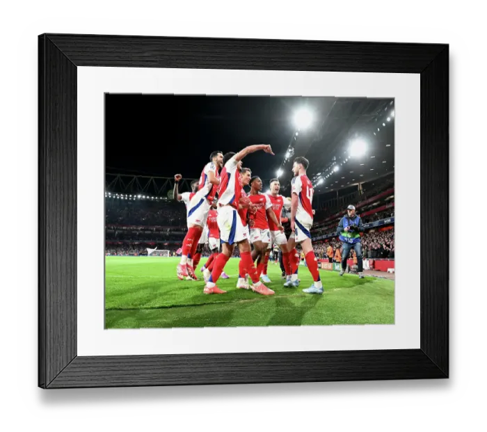 Framed Print : Arsenal FC v Real Madrid C.F. - UEFA Champions League 2024 / 25 Quarter Final First Leg Framed Print : Arsenal FC v Real Madrid C.F. - UEFA Champions League 2024 / 25 Quarter Final First Leg
