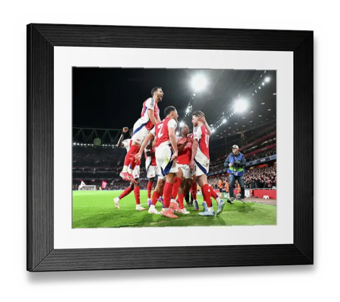 Framed Print : Arsenal FC v Real Madrid C.F. - UEFA Champions League 2024 / 25 Quarter Final First Leg Framed Print : Arsenal FC v Real Madrid C.F. - UEFA Champions League 2024 / 25 Quarter Final First Leg