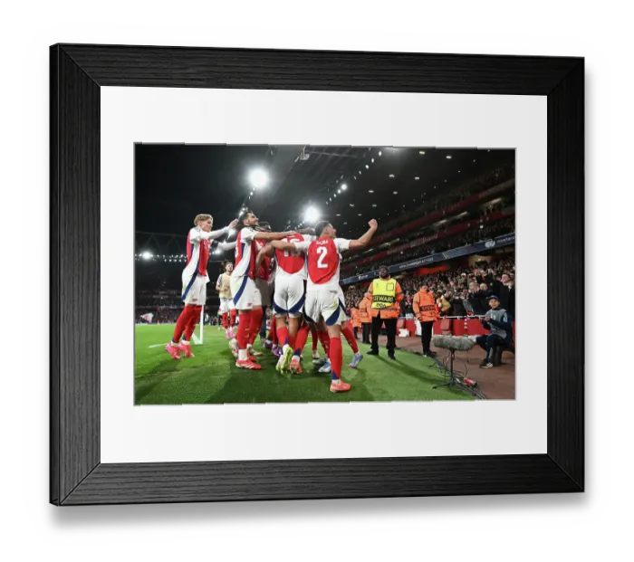 Framed Print : Arsenal FC v Real Madrid C.F. - UEFA Champions League 2024 / 25 Quarter Final First Leg