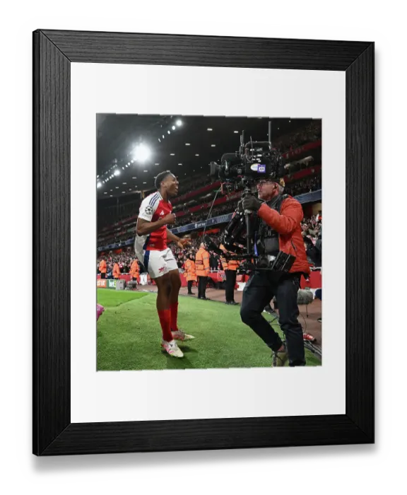 Framed Print : Arsenal FC v Real Madrid C.F. - UEFA Champions League 2024 / 25 Quarter Final First Leg Framed Print : Arsenal FC v Real Madrid C.F. - UEFA Champions League 2024 / 25 Quarter Final First Leg