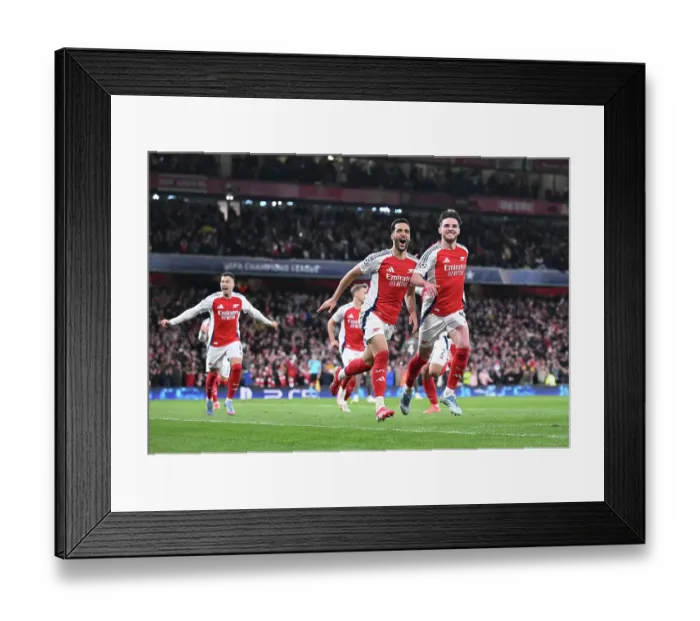 Framed Print : Arsenal FC v Real Madrid C.F. - UEFA Champions League 2024 / 25 Quarter Final First Leg Framed Print : Arsenal FC v Real Madrid C.F. - UEFA Champions League 2024 / 25 Quarter Final First Leg
