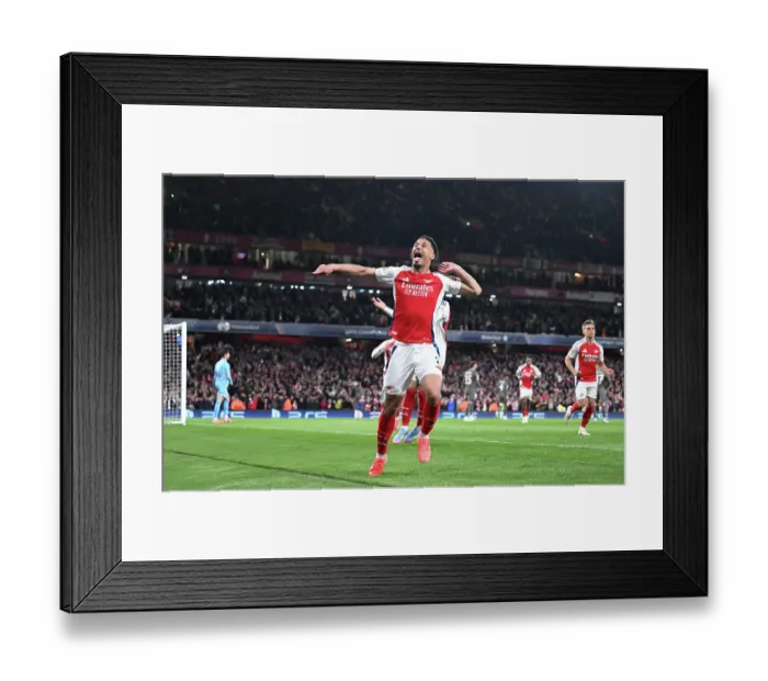 Framed Print : Arsenal FC v Real Madrid C.F. - UEFA Champions League 2024 / 25 Quarter Final First Leg Framed Print : Arsenal FC v Real Madrid C.F. - UEFA Champions League 2024 / 25 Quarter Final First Leg