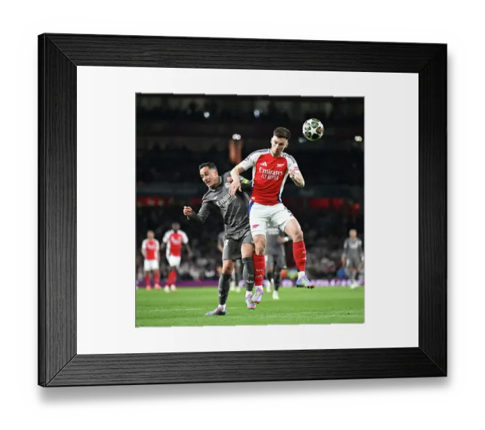 Framed Print : Arsenal FC v Real Madrid C.F. - UEFA Champions League 2024 / 25 Quarter Final First Leg