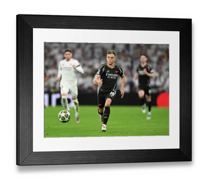 Framed Print : Real Madrid C.F. v Arsenal FC - UEFA Champions League 2024 / 25 Quarter Final Second Leg Framed Print : Real Madrid C.F. v Arsenal FC - UEFA Champions League 2024 / 25 Quarter Final Second Leg