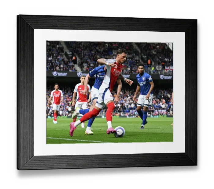Framed Print : Ipswich Town FC v Arsenal FC - Premier League