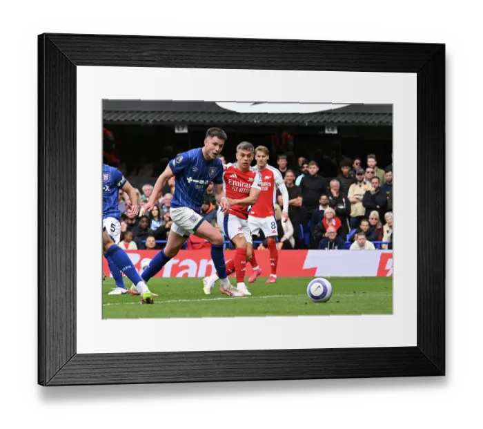 Framed Print : Ipswich Town FC v Arsenal FC - Premier League