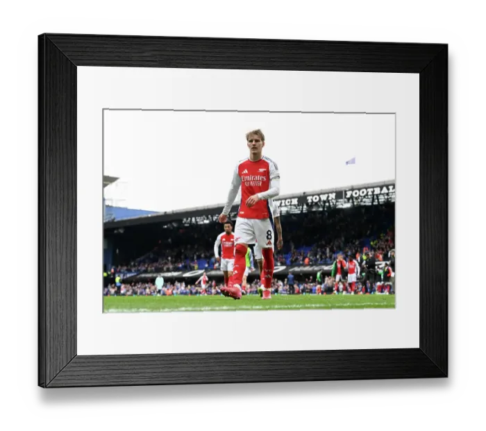 Framed Print : Ipswich Town FC v Arsenal FC - Premier League