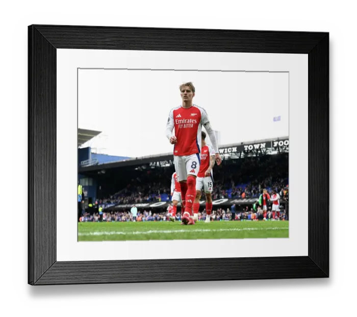 Framed Print : Ipswich Town FC v Arsenal FC - Premier League