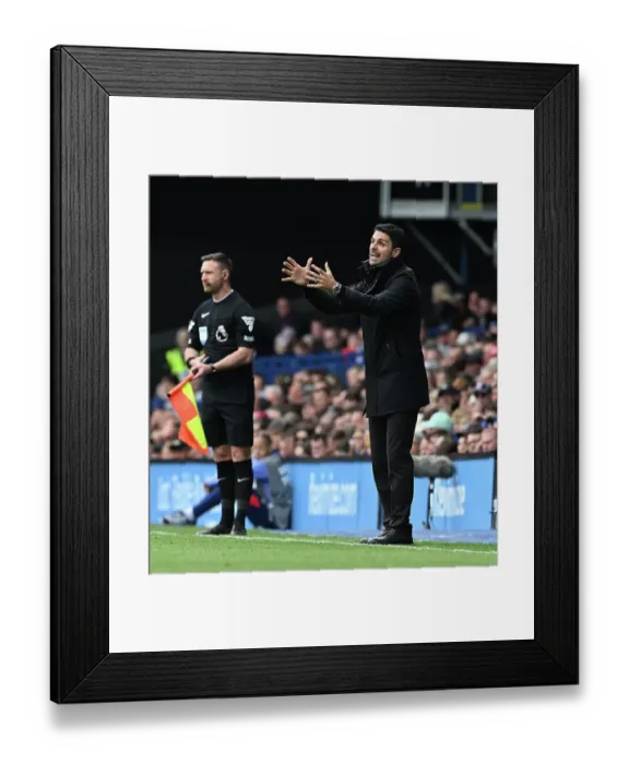 Framed Print : Ipswich Town FC v Arsenal FC - Premier League