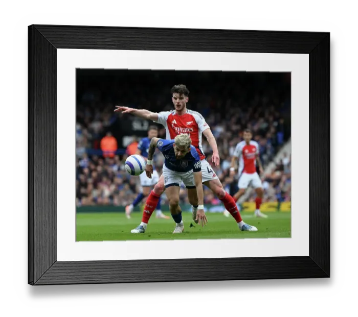 Framed Print : Ipswich Town FC v Arsenal FC - Premier League