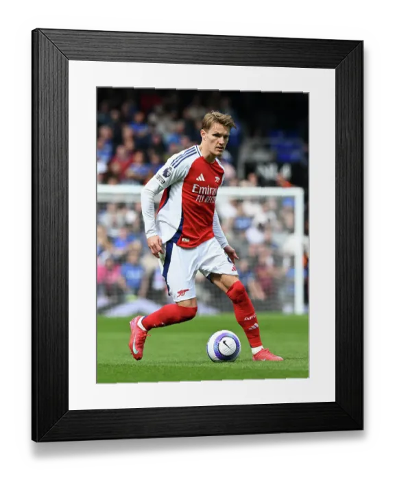 Framed Print : Ipswich Town FC v Arsenal FC - Premier League Framed Print : Ipswich Town FC v Arsenal FC - Premier League