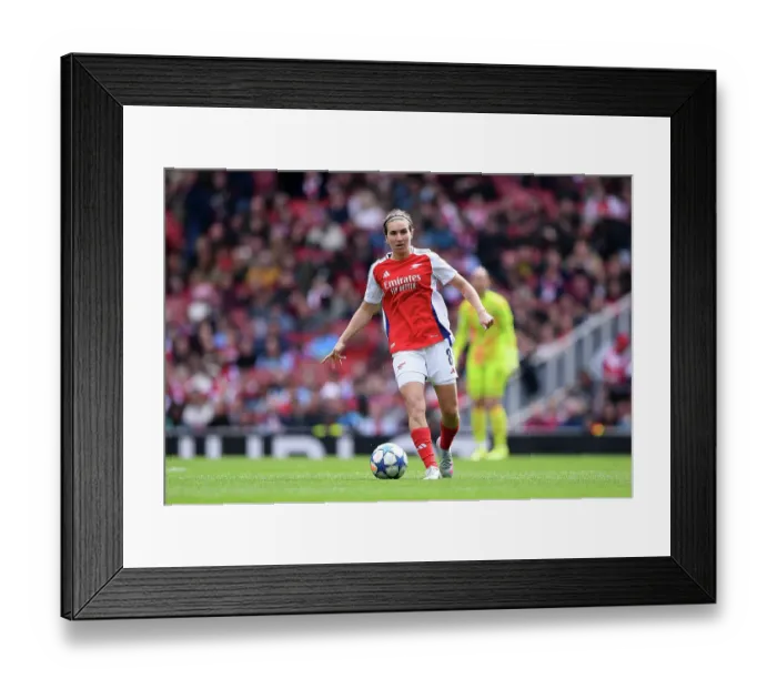 Framed Print : Arsenal WFC v Olympique Lyonnais - UEFA Women's Champions League Semi Final First Leg Arsenal WFC v Olympique Lyonnais - UEFA Women's Champions League Semi Final First Leg Framed Print : Arsenal WFC v Olympique Lyonnais - UEFA Women's Champions League Semi Final First Leg Arsenal WFC v Olympique Lyonnais - UEFA Women's Champions League Semi Final First Leg