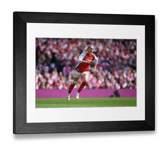 Framed Print : Arsenal WFC v Olympique Lyonnais - UEFA Women's Champions League Semi Final First Leg Arsenal WFC v Olympique Lyonnais - UEFA Women's Champions League Semi Final First Leg Framed Print : Arsenal WFC v Olympique Lyonnais - UEFA Women's Champions League Semi Final First Leg Arsenal WFC v Olympique Lyonnais - UEFA Women's Champions League Semi Final First Leg
