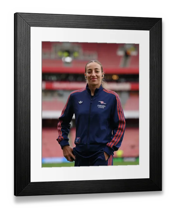 Framed Print : Arsenal WFC v Olympique Lyonnais - UEFA Women's Champions League Semi Final First Leg Arsenal WFC v Olympique Lyonnais - UEFA Women's Champions League Semi Final First Leg Framed Print : Arsenal WFC v Olympique Lyonnais - UEFA Women's Champions League Semi Final First Leg Arsenal WFC v Olympique Lyonnais - UEFA Women's Champions League Semi Final First Leg