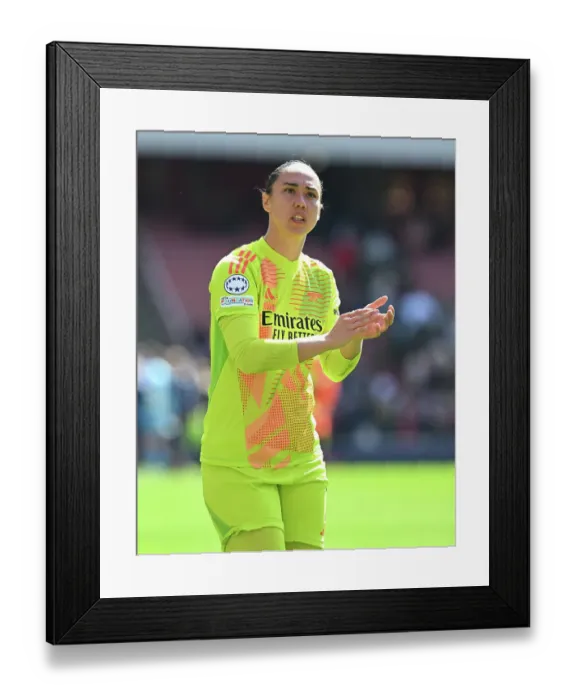 Framed Print : Arsenal WFC v Olympique Lyonnais - UEFA Women's Champions League Semi Final First Leg Arsenal WFC v Olympique Lyonnais - UEFA Women's Champions League Semi Final First Leg