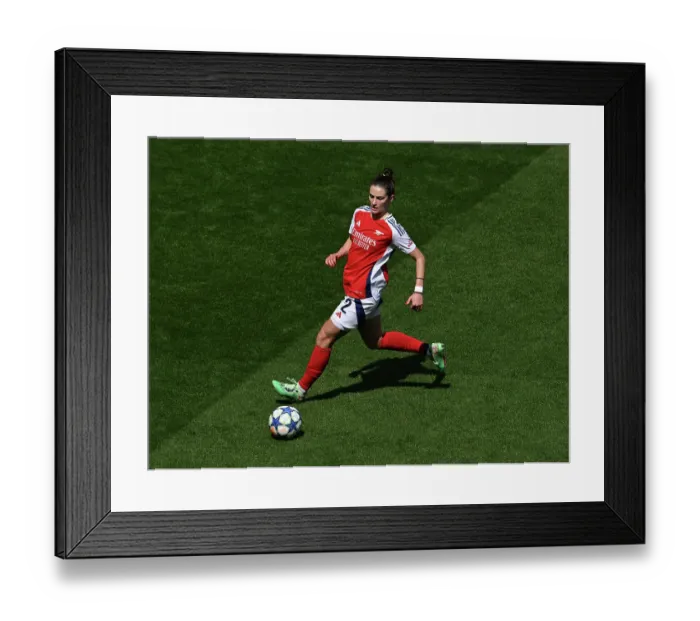 Framed Print : Arsenal WFC v Olympique Lyonnais - UEFA Women's Champions League Semi Final First Leg Arsenal WFC v Olympique Lyonnais - UEFA Women's Champions League Semi Final First Leg Framed Print : Arsenal WFC v Olympique Lyonnais - UEFA Women's Champions League Semi Final First Leg Arsenal WFC v Olympique Lyonnais - UEFA Women's Champions League Semi Final First Leg