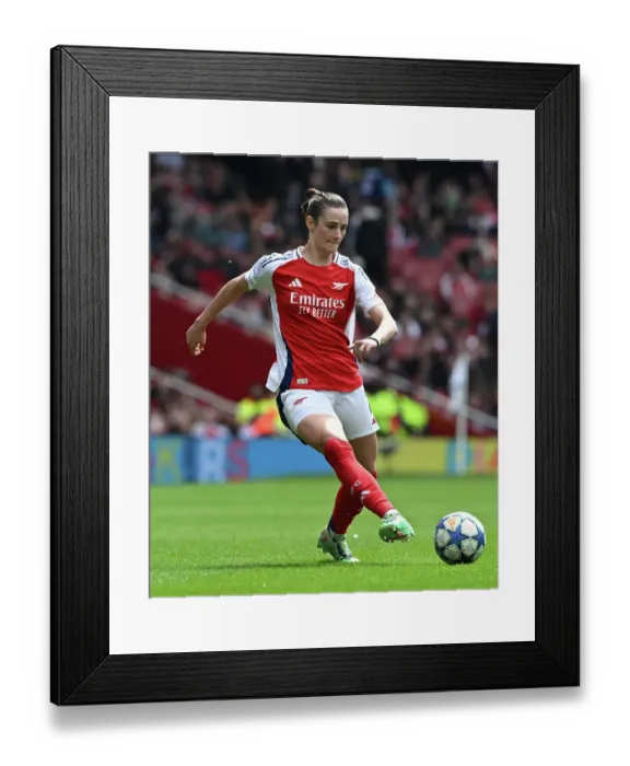 Framed Print : Arsenal WFC v Olympique Lyonnais - UEFA Women's Champions League Semi Final First Leg Arsenal WFC v Olympique Lyonnais - UEFA Women's Champions League Semi Final First Leg