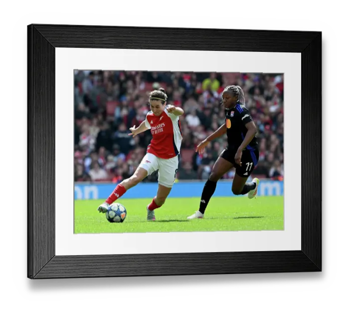 Framed Print : Arsenal WFC v Olympique Lyonnais - UEFA Women's Champions League Semi Final First Leg Arsenal WFC v Olympique Lyonnais - UEFA Women's Champions League Semi Final First Leg Framed Print : Arsenal WFC v Olympique Lyonnais - UEFA Women's Champions League Semi Final First Leg Arsenal WFC v Olympique Lyonnais - UEFA Women's Champions League Semi Final First Leg