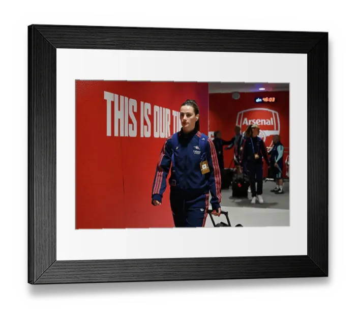 Framed Print : Arsenal WFC v Olympique Lyonnais - UEFA Women's Champions League Semi Final First Leg Framed Print : Arsenal WFC v Olympique Lyonnais - UEFA Women's Champions League Semi Final First Leg
