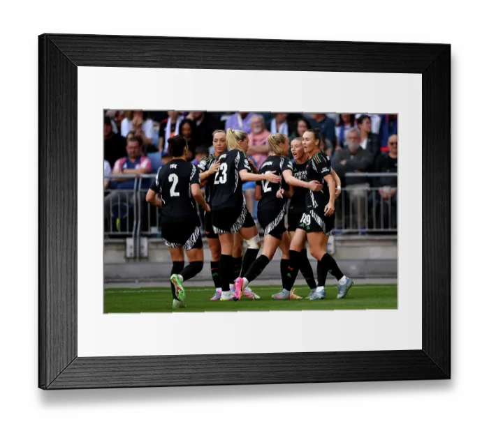 Framed Print : Olympique Lyonnais v Arsenal WFC - UEFA Women's Champions League Semi Final Second Leg Olympique Lyonnais v Arsenal WFC - UEFA Women's Champions League Semi Final Second Leg