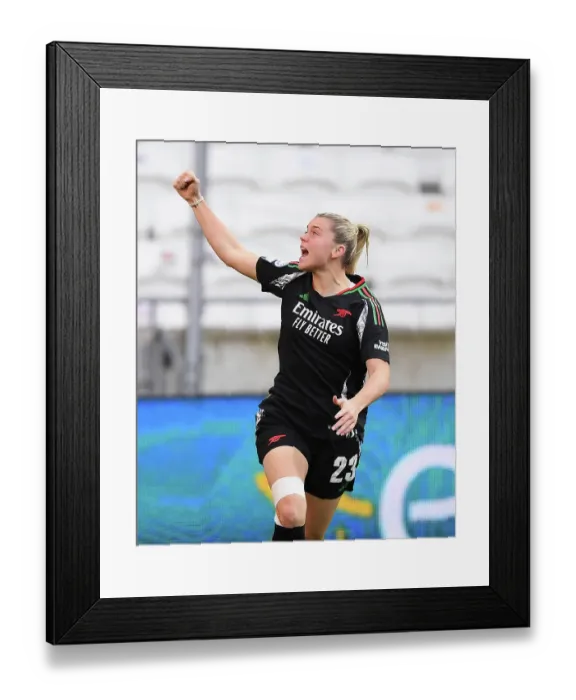 Framed Print : Olympique Lyonnais v Arsenal WFC - UEFA Women's Champions League Semi Final Second Leg Olympique Lyonnais v Arsenal WFC - UEFA Women's Champions League Semi Final Second Leg