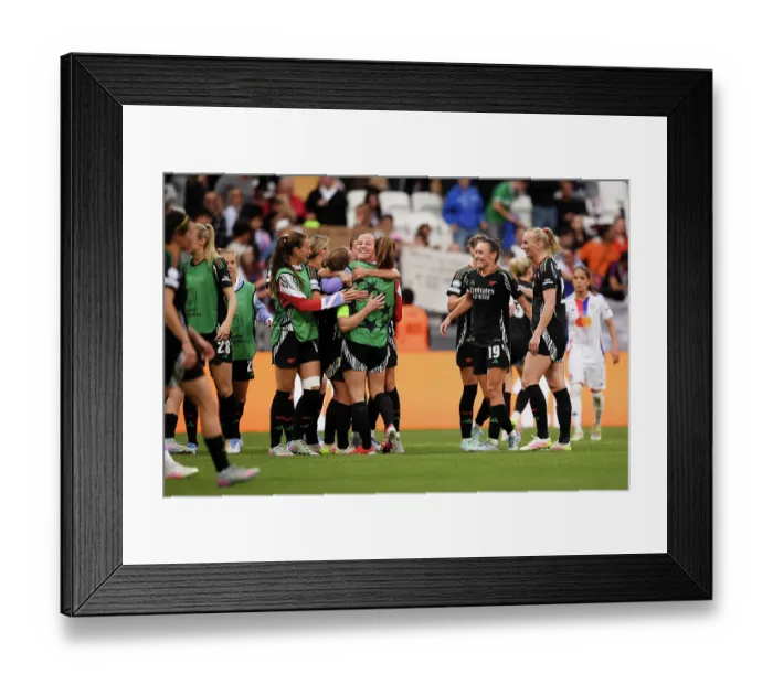 Framed Print : Olympique Lyonnais v Arsenal WFC - UEFA Women's Champions League Semi Final Second Leg Olympique Lyonnais v Arsenal WFC - UEFA Women's Champions League Semi Final Second Leg