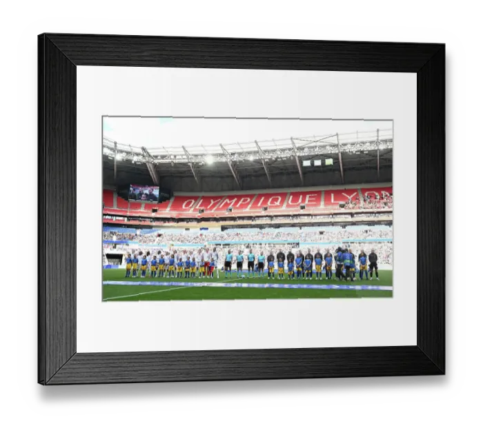 Framed Print : Olympique Lyonnais v Arsenal WFC - UEFA Women's Champions League Semi Final Second Leg Olympique Lyonnais v Arsenal WFC - UEFA Women's Champions League Semi Final Second Leg Framed Print : Olympique Lyonnais v Arsenal WFC - UEFA Women's Champions League Semi Final Second Leg Olympique Lyonnais v Arsenal WFC - UEFA Women's Champions League Semi Final Second Leg