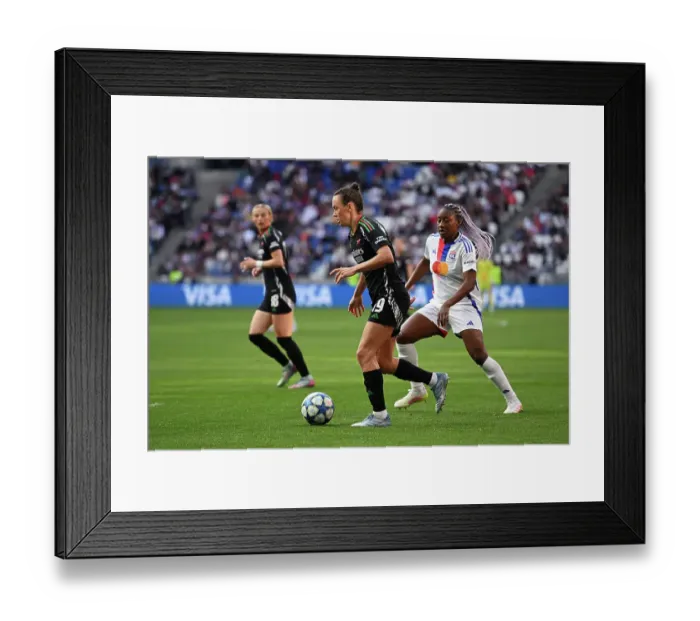 Framed Print : Olympique Lyonnais v Arsenal WFC - UEFA Women's Champions League Semi Final Second Leg Olympique Lyonnais v Arsenal WFC - UEFA Women's Champions League Semi Final Second Leg