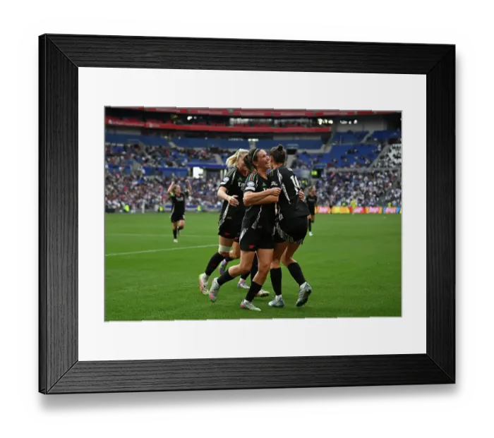 Framed Print : Olympique Lyonnais v Arsenal WFC - UEFA Women's Champions League Semi Final Second Leg Olympique Lyonnais v Arsenal WFC - UEFA Women's Champions League Semi Final Second Leg