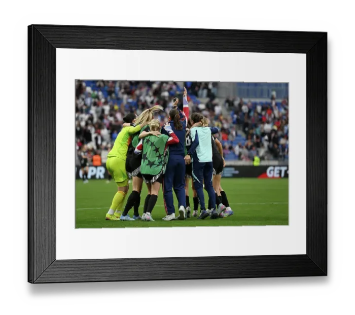 Framed Print : Olympique Lyonnais v Arsenal WFC - UEFA Women's Champions League Semi Final Second Leg Olympique Lyonnais v Arsenal WFC - UEFA Women's Champions League Semi Final Second Leg