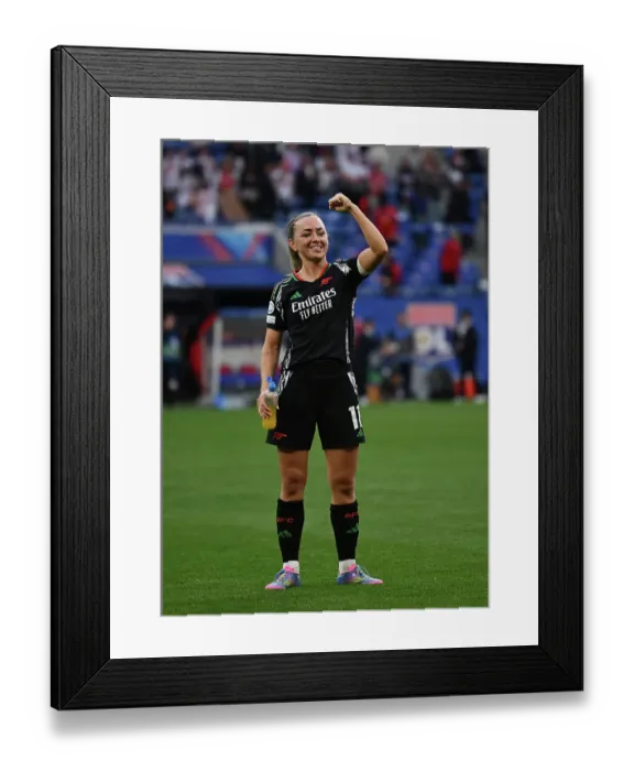 Framed Print : Olympique Lyonnais v Arsenal WFC - UEFA Women's Champions League Semi Final Second Leg Olympique Lyonnais v Arsenal WFC - UEFA Women's Champions League Semi Final Second Leg