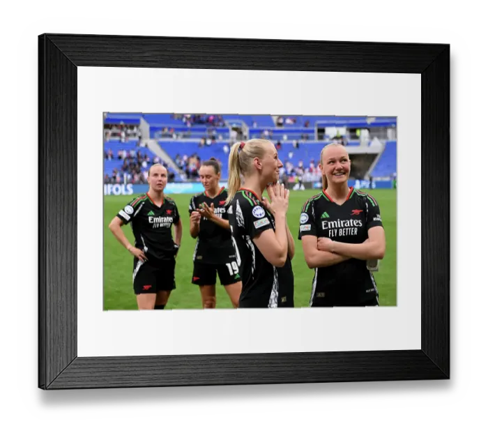Framed Print : Olympique Lyonnais v Arsenal WFC - UEFA Women's Champions League Semi Final Second Leg Olympique Lyonnais v Arsenal WFC - UEFA Women's Champions League Semi Final Second Leg