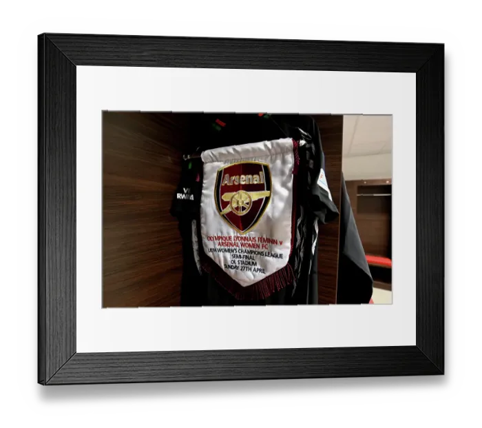 Framed Print : Olympique Lyonnais v Arsenal WFC - UEFA Women's Champions League Semi Final Second Leg Olympique Lyonnais v Arsenal WFC - UEFA Women's Champions League Semi Final Second Leg
