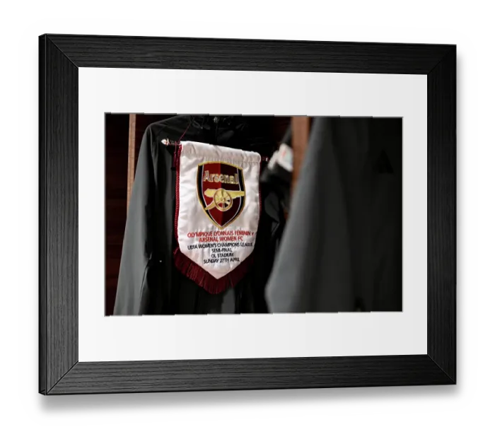 Framed Print : Olympique Lyonnais v Arsenal WFC - UEFA Women's Champions League Semi Final Second Leg Olympique Lyonnais v Arsenal WFC - UEFA Women's Champions League Semi Final Second Leg