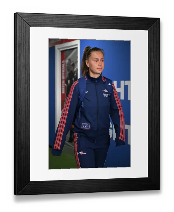 Framed Print : Brighton & Hove Albion FC v Arsenal FC - Barclays Women's Super League Brighton & Hove Albion FC v Arsenal FC - Barclays Women's Super League