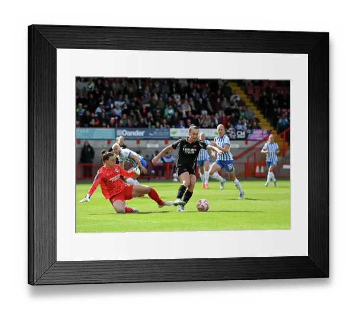 Framed Print : Brighton & Hove Albion FC v Arsenal FC - Barclays Women's Super League Brighton & Hove Albion FC v Arsenal FC - Barclays Women's Super League