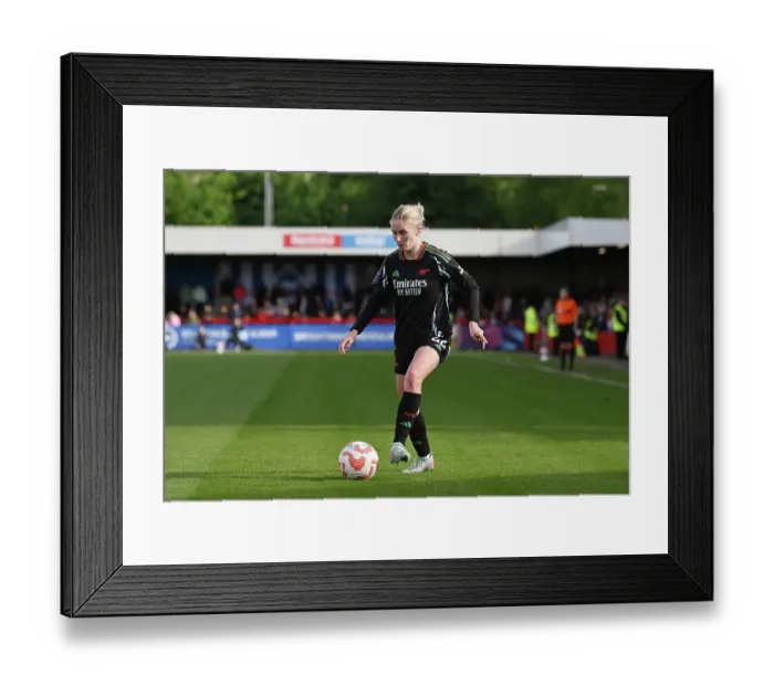 Framed Print : Brighton & Hove Albion FC v Arsenal FC - Barclays Women's Super League Brighton & Hove Albion FC v Arsenal FC - Barclays Women's Super League
