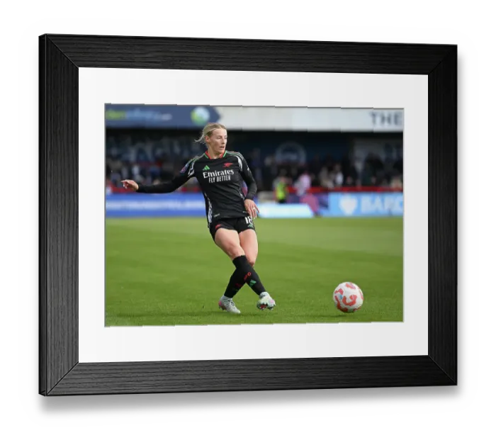 Framed Print : Brighton & Hove Albion FC v Arsenal FC - Barclays Women's Super League Brighton & Hove Albion FC v Arsenal FC - Barclays Women's Super League