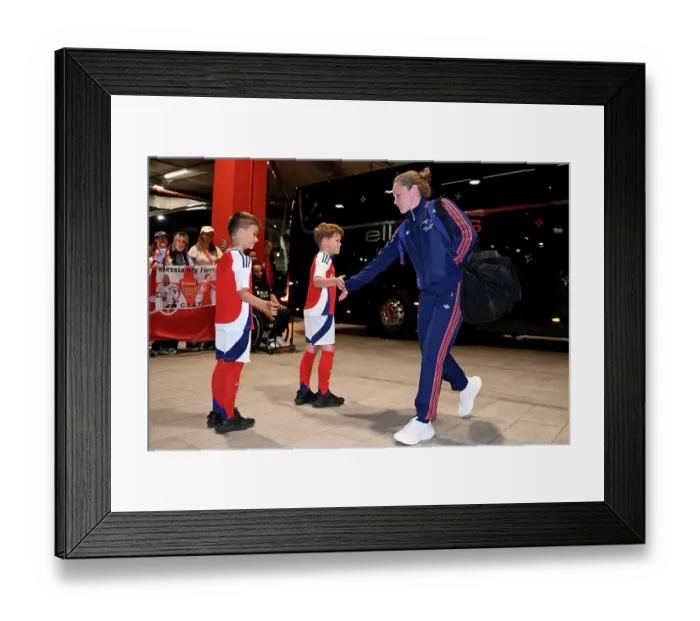 Framed Print : Arsenal FC v Manchester United FC - Barclays Women's Super League Arsenal FC v Manchester United FC - Barclays Women's Super League Framed Print : Arsenal FC v Manchester United FC - Barclays Women's Super League Arsenal FC v Manchester United FC - Barclays Women's Super League