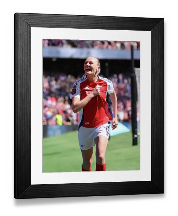 Framed Print : Arsenal FC v Manchester United FC - Barclays Women's Super League Arsenal FC v Manchester United FC - Barclays Women's Super League