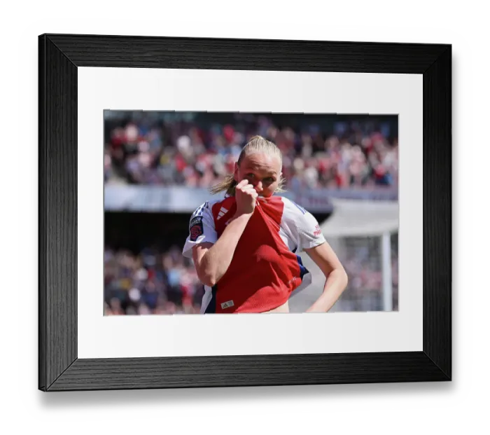 Framed Print : Arsenal FC v Manchester United FC - Barclays Women's Super League Arsenal FC v Manchester United FC - Barclays Women's Super League