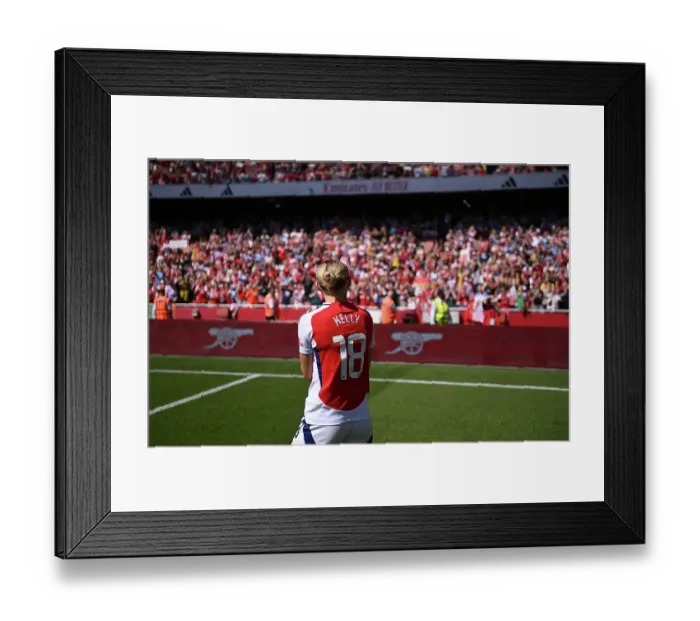 Framed Print : Arsenal FC v Manchester United FC - Barclays Women's Super League Arsenal FC v Manchester United FC - Barclays Women's Super League Framed Print : Arsenal FC v Manchester United FC - Barclays Women's Super League Arsenal FC v Manchester United FC - Barclays Women's Super League