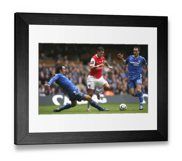 Framed Print : Jeremie Aliadiere (Arsenal) Ricardo Carvalho and John Terry (Chelsea)