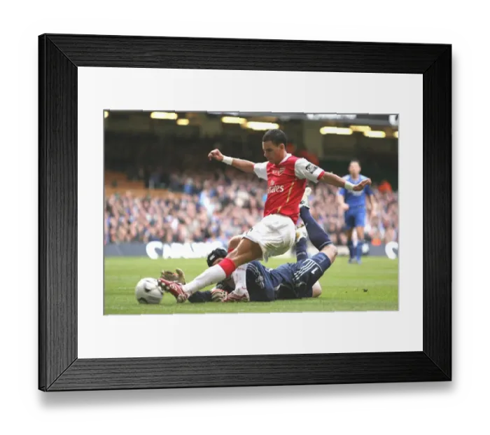 Framed Print : Arsenal vs. Chelsea: Carling Cup Final, Millennium Stadium, 2007 (25 / 2) Framed Print : Arsenal vs. Chelsea: Carling Cup Final, Millennium Stadium, 2007 (25 / 2)