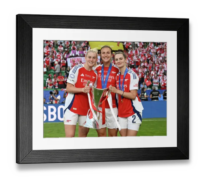 Framed Print : FC Barcelona v Arsenal WFC - UEFA Women's Champions League Final FC Barcelona v Arsenal WFC - UEFA Women's Champions League Final Framed Print : FC Barcelona v Arsenal WFC - UEFA Women's Champions League Final FC Barcelona v Arsenal WFC - UEFA Women's Champions League Final